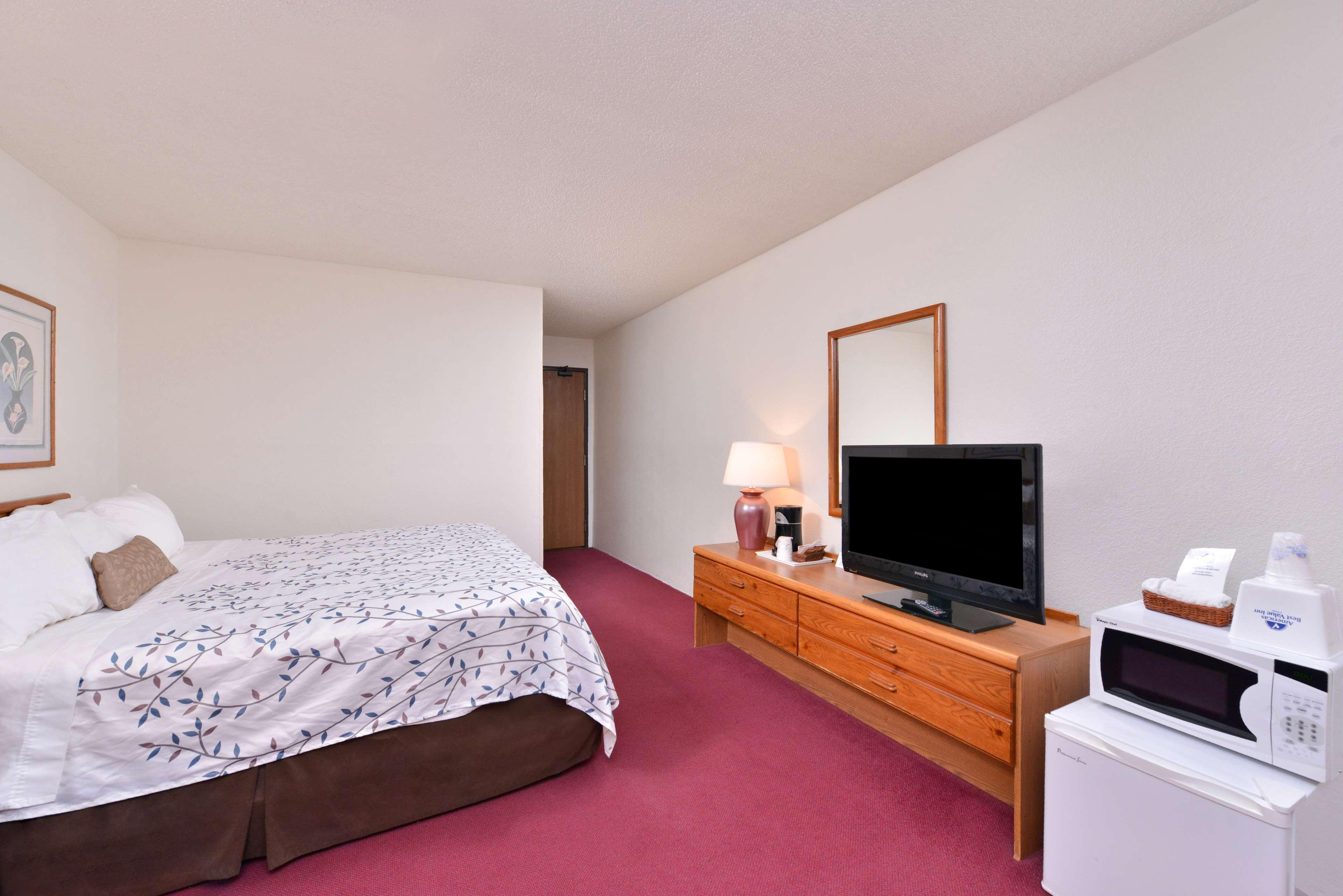 America'S Best Value Inn & Suites International Falls Exterior photo