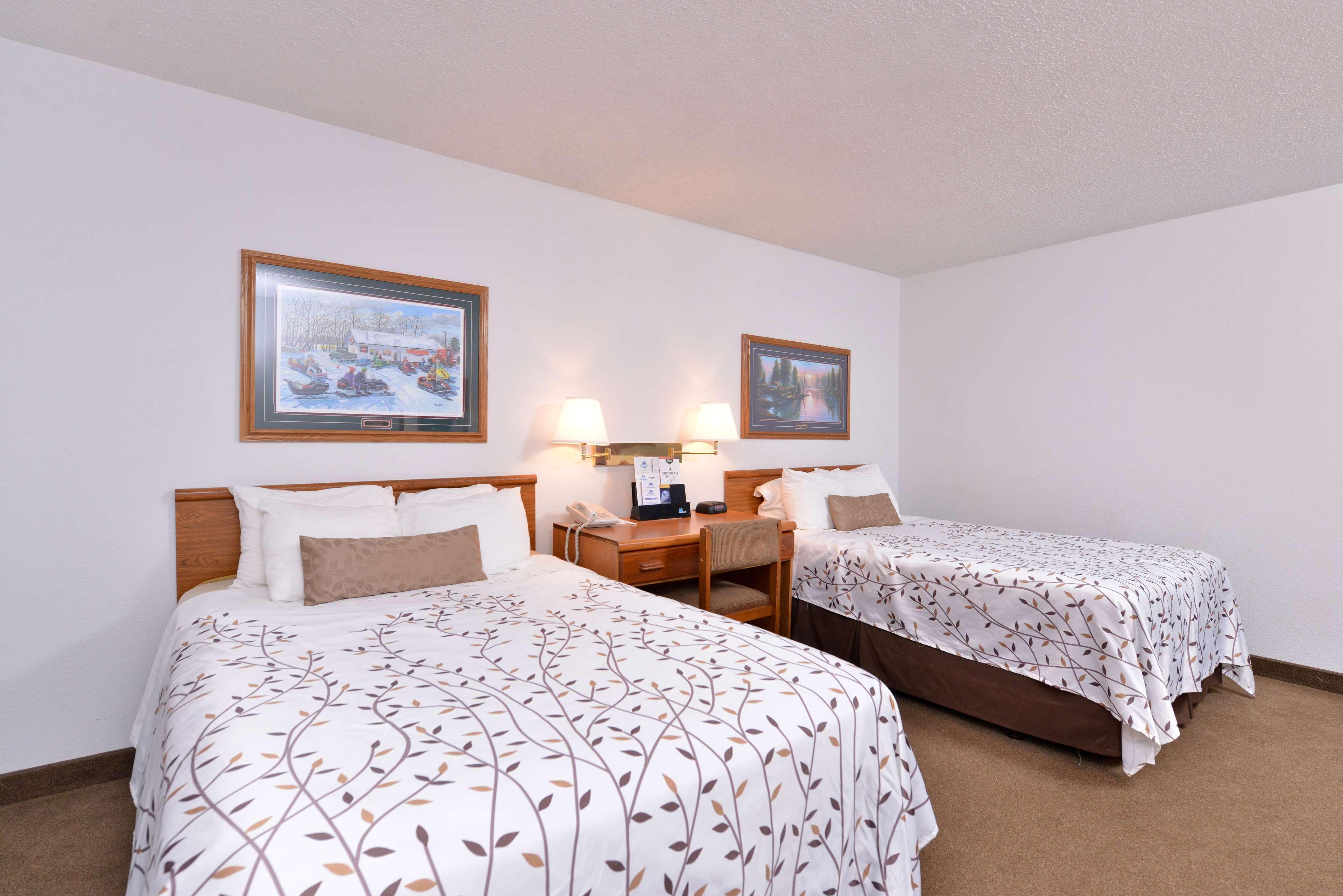 America'S Best Value Inn & Suites International Falls Exterior photo